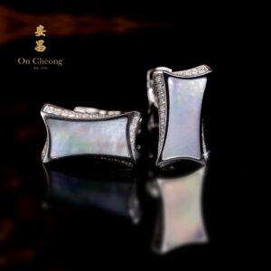 Pinctada Martensii Diamond Cufflinks