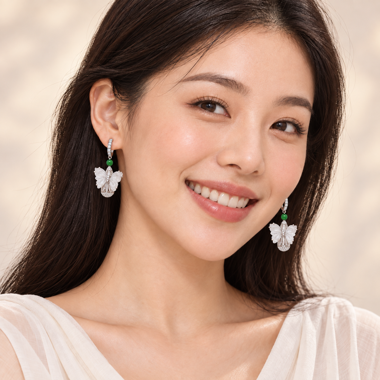 Papillon de Lavande Jadeite Diamond Earrings - Image 3